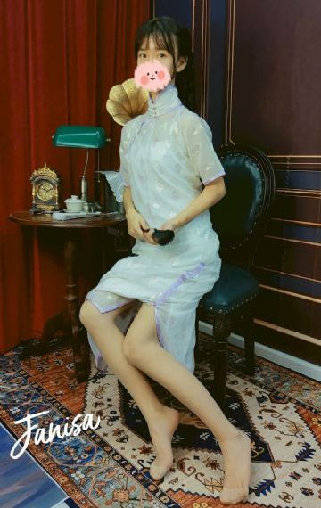 尤物视频网站在线_有字幕完整版