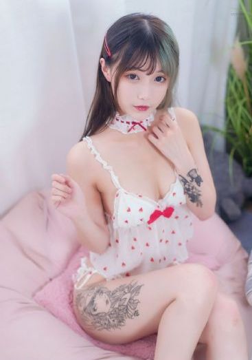 人妻碰碰免费视频_4K电影完整版