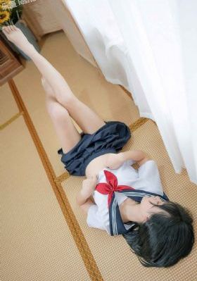 动漫jk美女被爆羞羞久久_1080HD在线观看