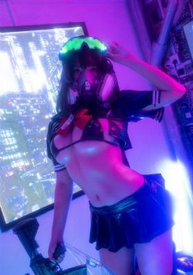 边摸边吃的无遮挡免费视频_720免费观看最新